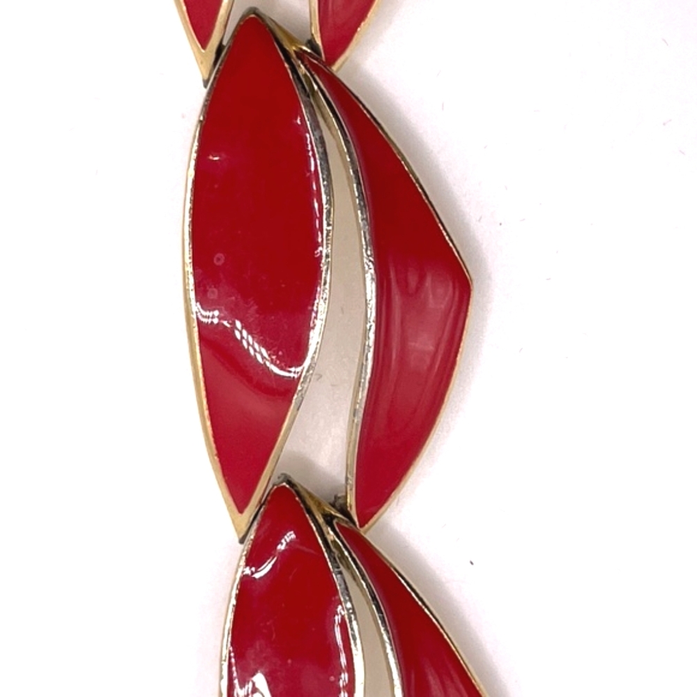 Trifari Signed Vintage Red Enamel Link Bracelet - Picture 10 of 13